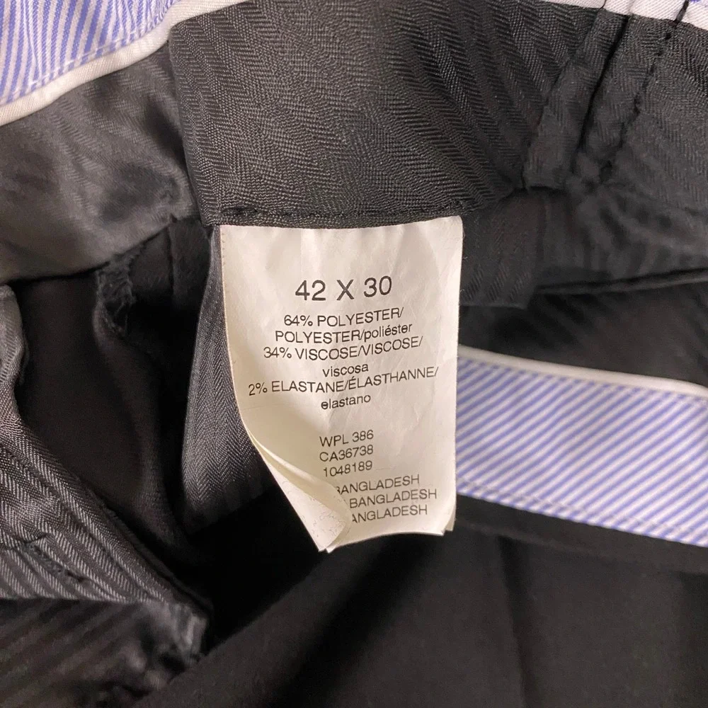 JM Haggar Dress Pants Men's Size 42x30 Black Stretch Slacks Flat Front